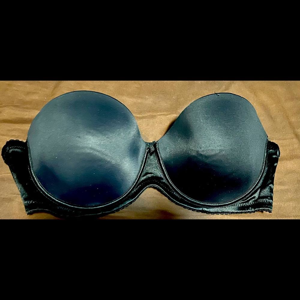 2 bras - Picture 1 of 6